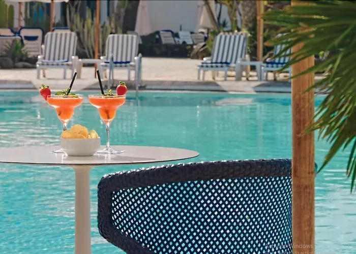 Hotel Seaside Jameos 4*