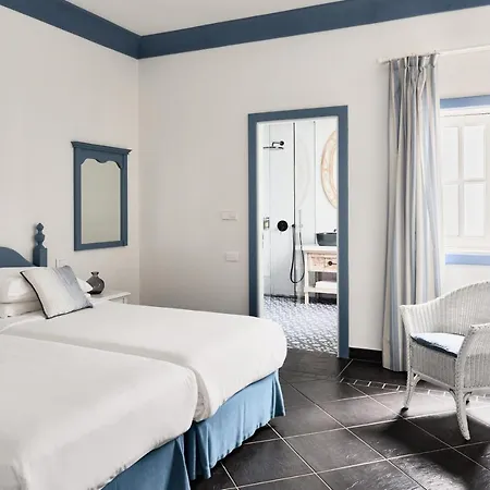 Hotel Seaside Jameos 4*