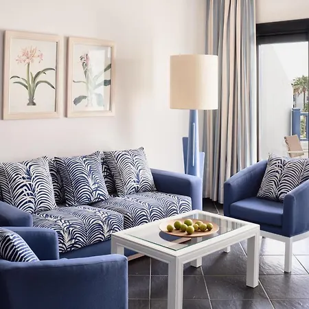 ホテル Seaside Jameos 4*