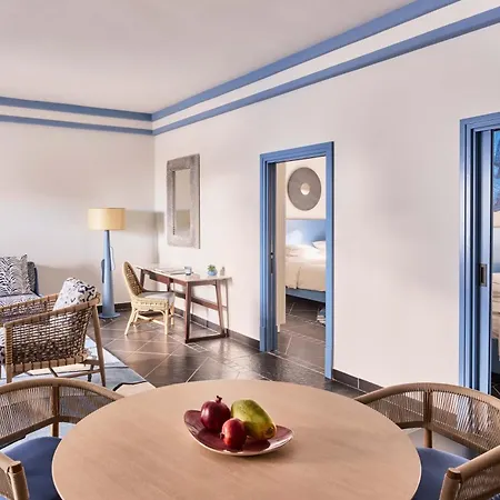 Hotel Seaside Jameos 4*