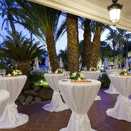 ホテル Seaside Jameos 4*