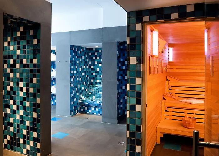 Hotel Seaside Jameos 4*